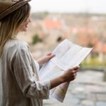 Jak korzystać z lokalnych przewodników i zasobów by lepiej poznać region